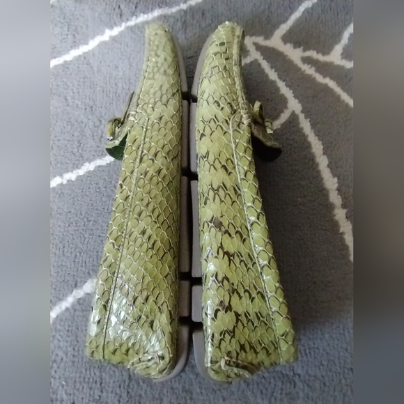 Prada Green Snake Embossed Leather Driving Loafers - Picture 8 of 13